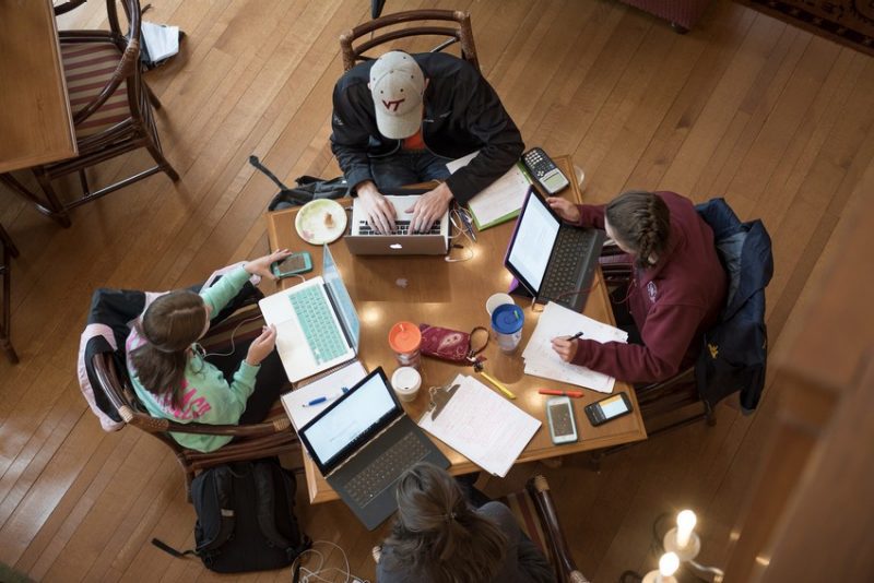 Students studying on Reading Day at the Holtzman Alumni Center.